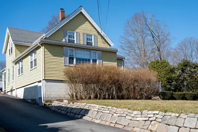 18 Hobart St, Braintree, MA 02184 - Photo 1