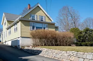 18 Hobart St, Braintree, MA 02184 - Photo 1