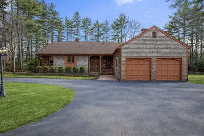 945 Walnut Plain Rd, Rochester, MA 02770 - Photo 1