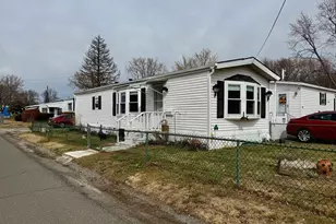 31 Mobile Home Way, Springfield, MA 01119 - Photo 1