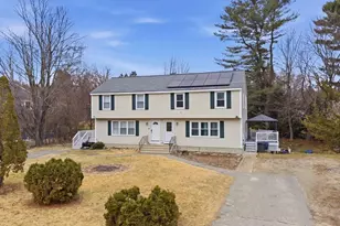 7 Webster St, Douglas, MA 01516 - Photo 1