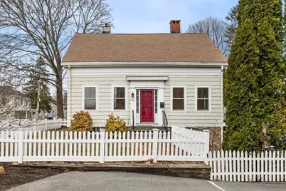 54 Rowland St, Marblehead, MA 01945 - Photo 1