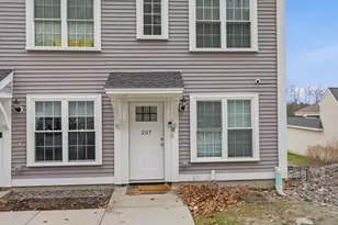89 West Main, Northborough, MA 01532 - Photo 1