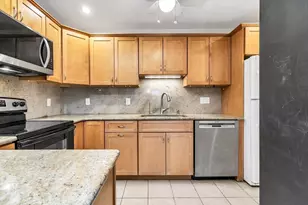 21 Margin St, Lynn, MA 01905 - Photo 1