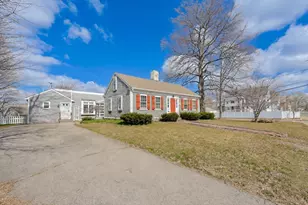 549 Summer St, Brockton, MA 02302 - Photo 1