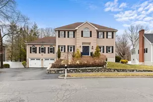 31 Zachary Ln, Reading, MA 01867 - Photo 1