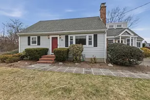 13 Avon Dr, Hudson, MA 01749 - Photo 1