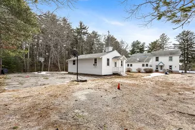 40 Wareham St, Carver, MA 02330 - Photo 1