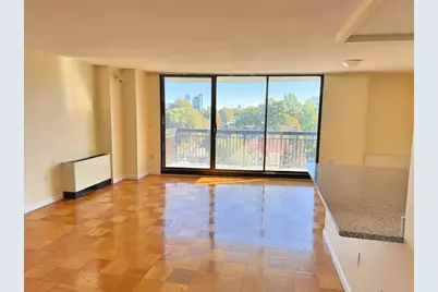 50 Longwood Ave #712, Brookline, MA 02446 - Photo 1