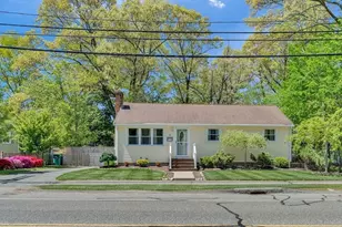 33 Sumner St, Norwood, MA 02062 - Photo 1
