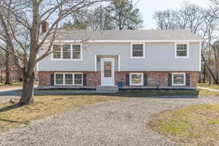 9 Meredith Dr, Falmouth, MA 02536 - Photo 1