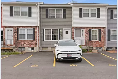100 Roper St #D, Lowell, MA 01852 - Photo 1
