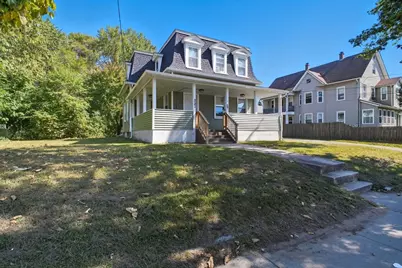221 East St, Chicopee, MA 01020 - Photo 1