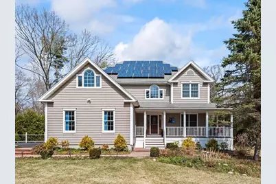 9 Santom St, Auburn, MA 01501 - Photo 1