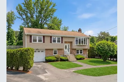 20 Jennifer Ln, Peabody, MA 01960 - Photo 1