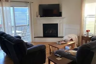 212 L St, Boston, MA 02127 - Photo 1