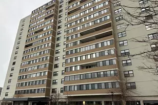 6 Whittier Pl, Boston, MA 02114 - Photo 1