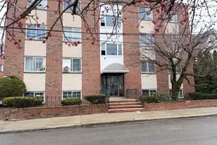 15 Staples Ave, Everett, MA 02149 - Photo 1