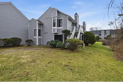 367 Nassau Dr #367, Springfield, MA 01129 - Photo 1
