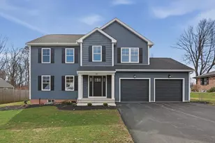 185 Vineland Ave, East Longmeadow, MA 01028 - Photo 1