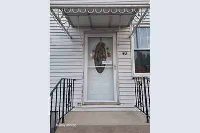 40 Ames St #3, Worcester, MA 01604 - Photo 1
