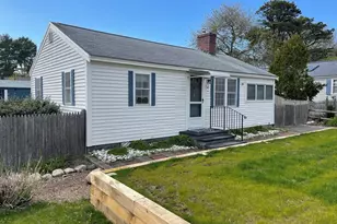 41 Bassett Ln, Dennis, MA 02639 - Photo 1
