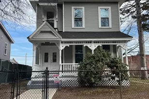 192 Chestnut St, Holyoke, MA 01040 - Photo 1
