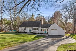 11 Phyllis Rd, Foxboro, MA 02035 - Photo 1