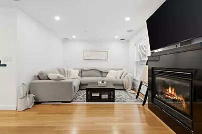 366 W 2nd St #3, Boston, MA 02127 - Photo 1