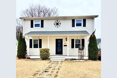 285 Breckwood Blvd, Springfield, MA 01109 - Photo 1