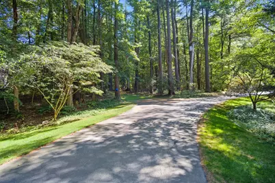 27 Pleasant St, West Newbury, MA 01985 - Photo 1
