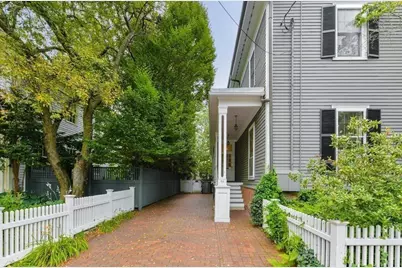 14 Ash  Street #14, Cambridge, MA 02138 - Photo 1