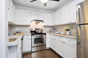 35 Webster St, Boston, MA 02128 - Photo 1