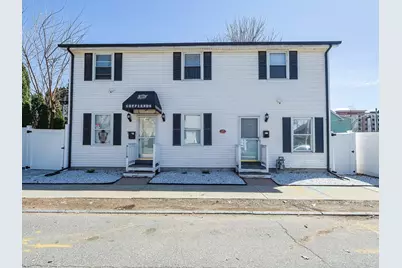 17 Lombard St, Springfield, MA 01105 - Photo 1