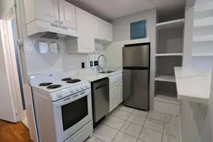 39 Irving St, Boston, MA 02114 - Photo 1