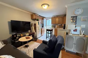 122 D St, Boston, MA 02127 - Photo 1