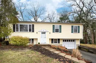 95 Blackmount Dr, Marshfield, MA 02050 - Photo 1