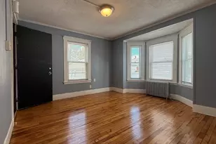 35 Upham St, Salem, MA 01970 - Photo 1