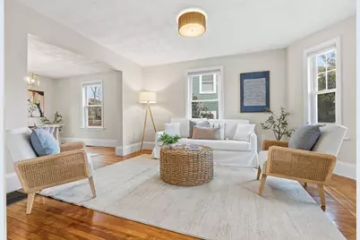 5 Pickett St, Beverly, MA 01915 - Photo 1