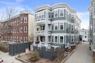122 Trowbridge, Cambridge, MA 02138 - Photo 1