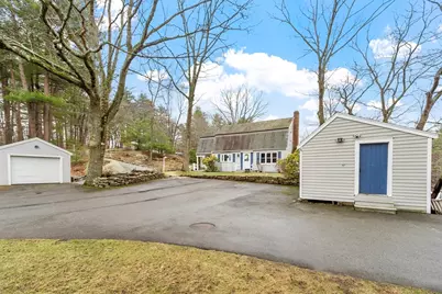 125 Eastern Ave, Essex, MA 01929 - Photo 1