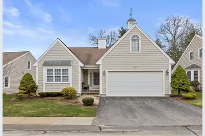 43 Sandtrap Cir #43, Weymouth, MA 02190 - Photo 1