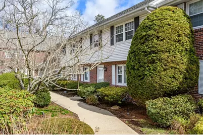 21 Westerly St #10, Wellesley, MA 02482 - Photo 1