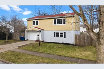 38 Turner St, New Bedford, MA 02740 - Photo 1