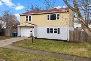 38 Turner St, New Bedford, MA 02740 - Photo 1