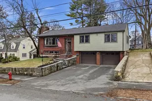 11 Lawrence St, Wakefield, MA 01880 - Photo 1