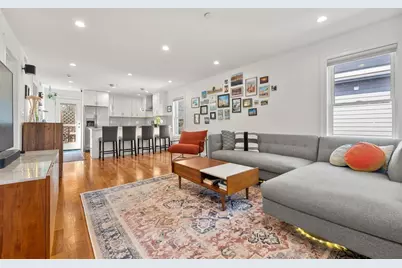 134 Heath St #3, Somerville, MA 02145 - Photo 1