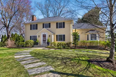 15 Standish Cir, Wellesley, MA 02481 - Photo 1