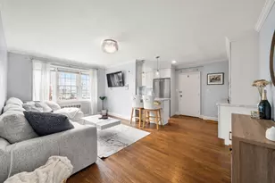 33 Lennon Ct, Boston, MA 02127 - Photo 1