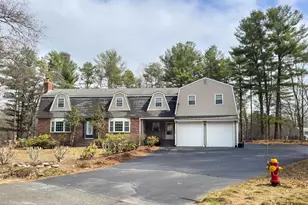 110 Maureen Dr, Tewksbury, MA 01876 - Photo 1